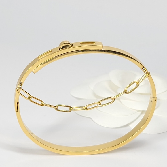 NEW 18K Gold Stainless Steel with Chain Bracelet - Picture 5 of 13